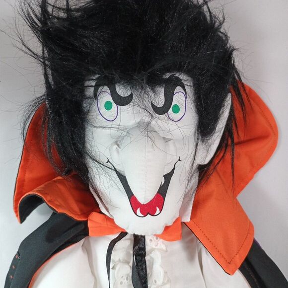 Vtg 1992 TL Toys Dracula Doll 21" Plush Nylon Vampire Count Halloween Decor - Picture 4 of 16